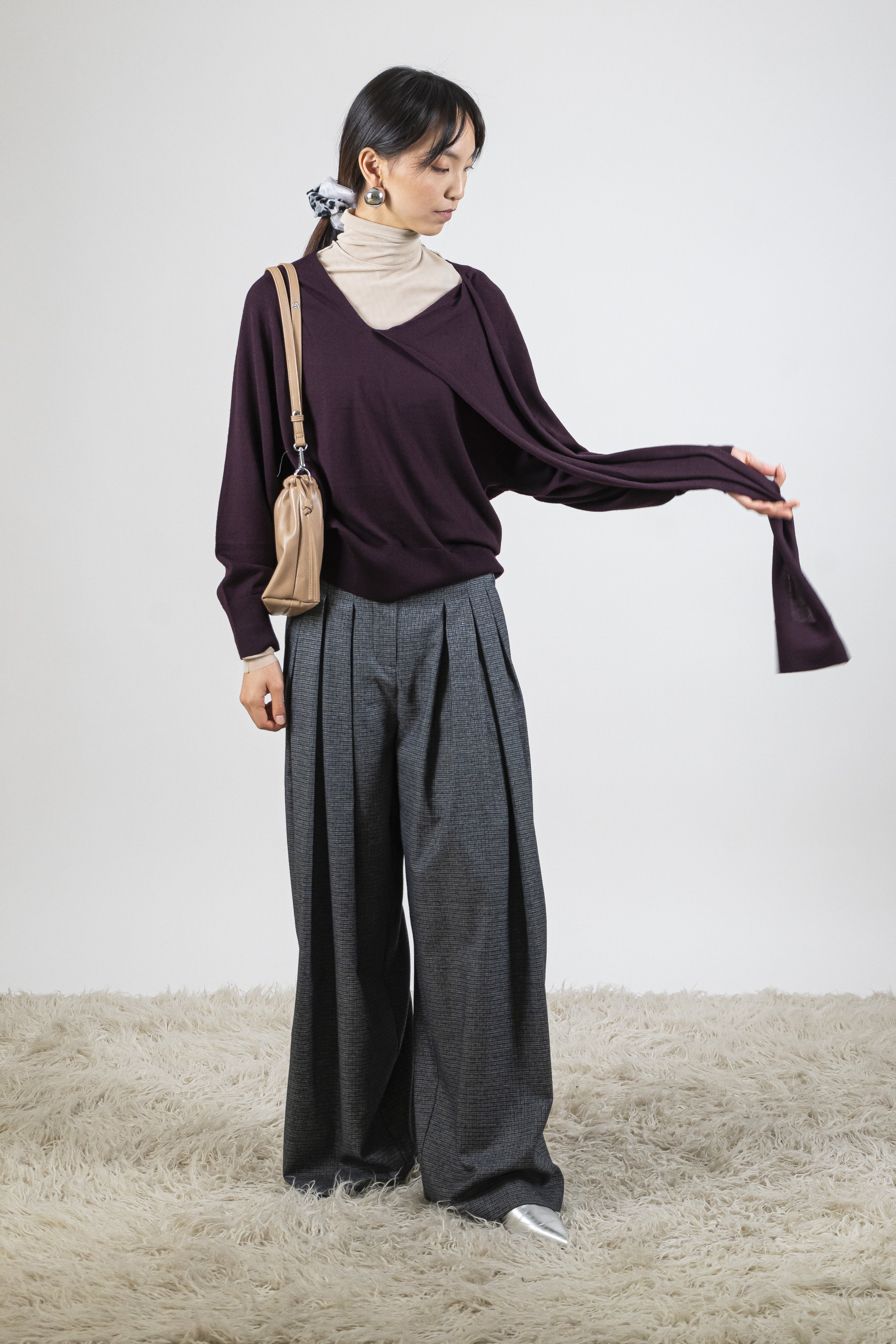 Maglia sciarpetta mosto