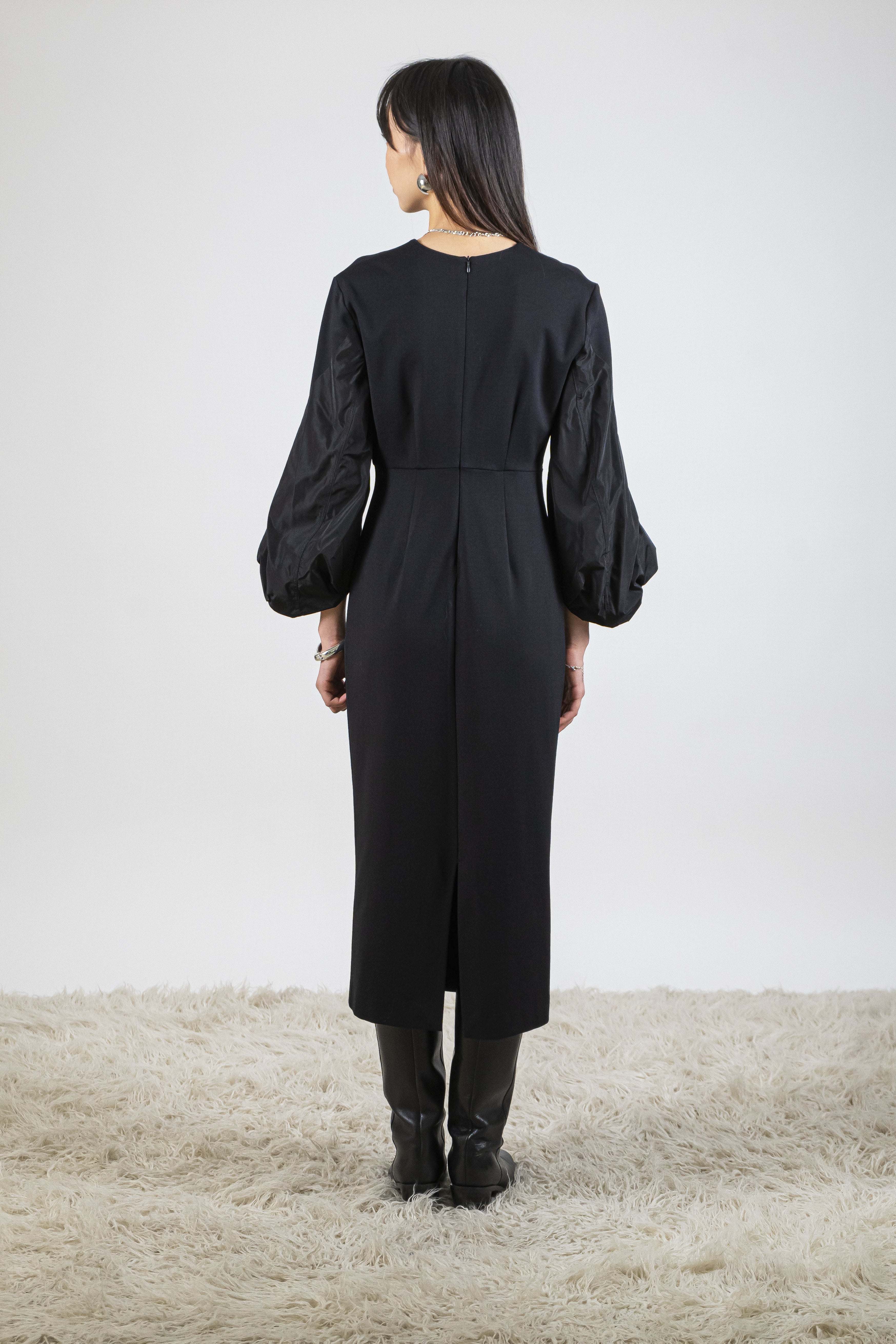 Abito lungo inserto maniche nero