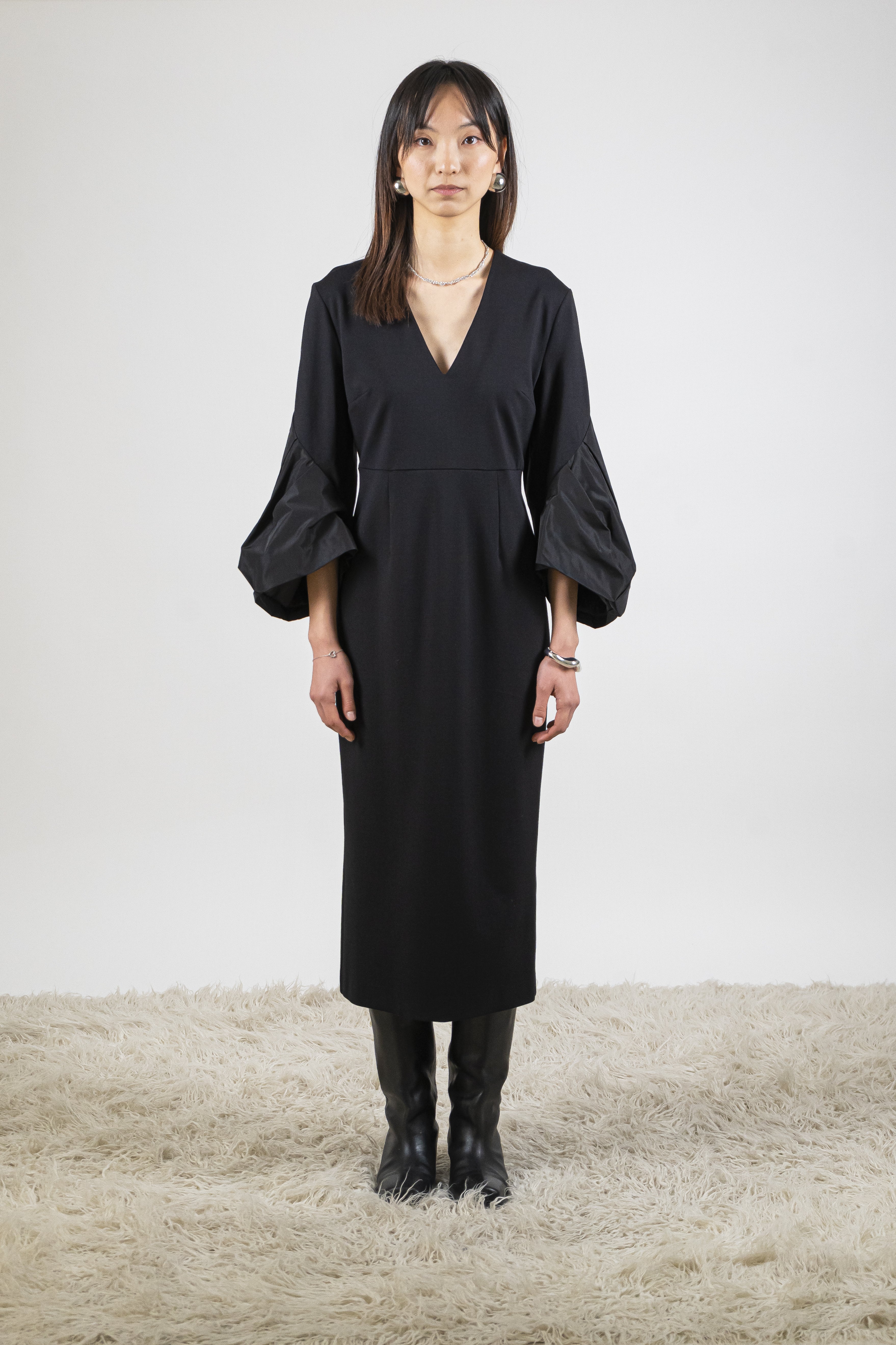 Abito lungo inserto maniche nero